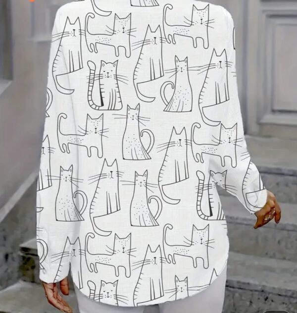 Camisa Feminina Branca com Estampa de Gato - Image 2